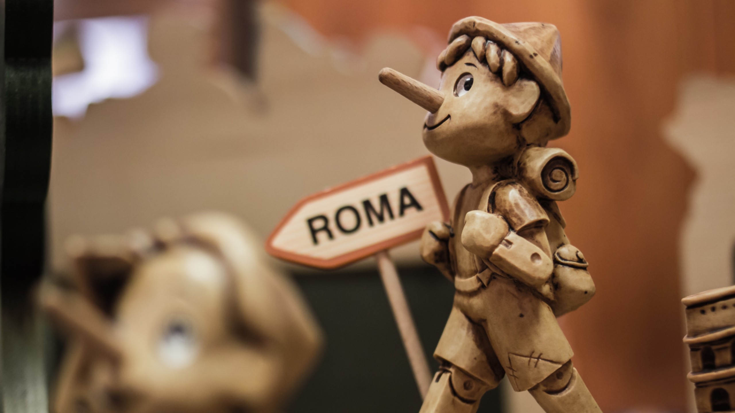 eitch-borromini-piazza-navona-rome-toys